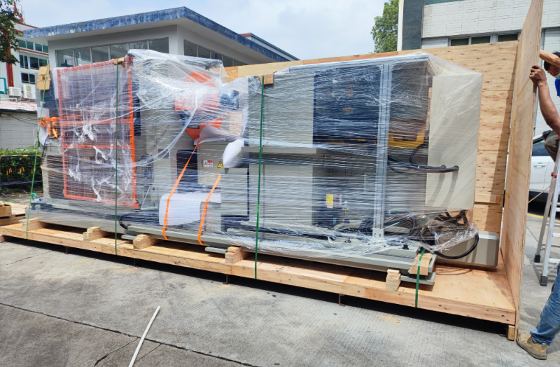 Upset Head Bending Machine Shipment For Auto Exhaust Pipe Hook Production